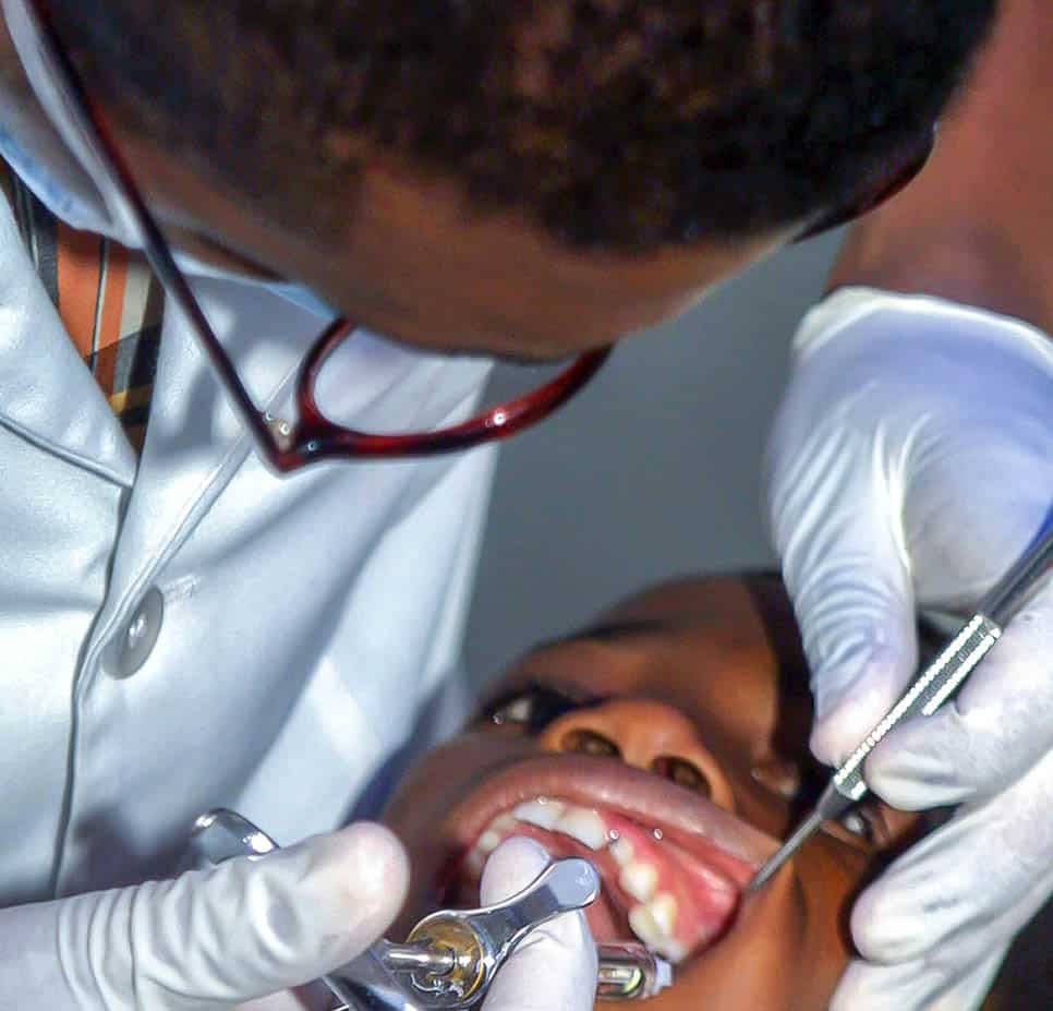 Fast and effective 1-hour teeth whitening service for instant results Telford